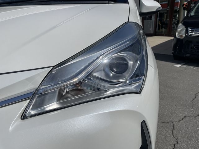 VITZ HYBRID