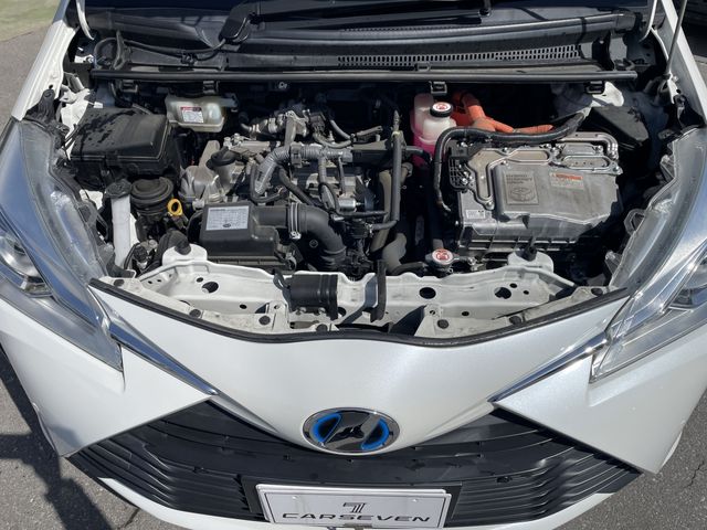 VITZ HYBRID