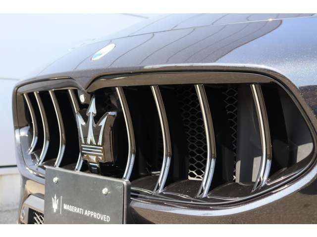 MASERATI Grecale
