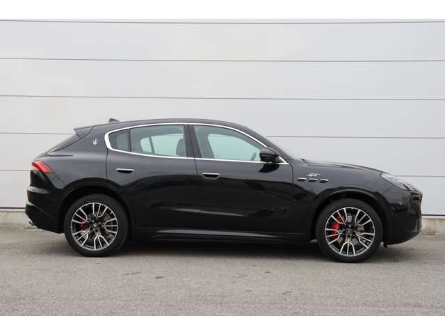 MASERATI Grecale
