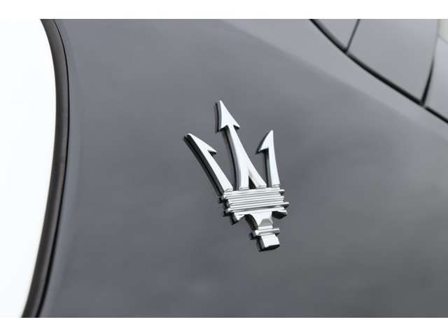 MASERATI Grecale