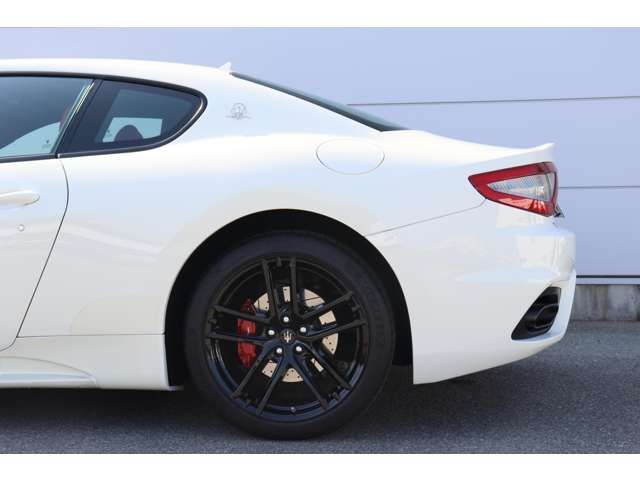 MASERATI GRANTURISMO