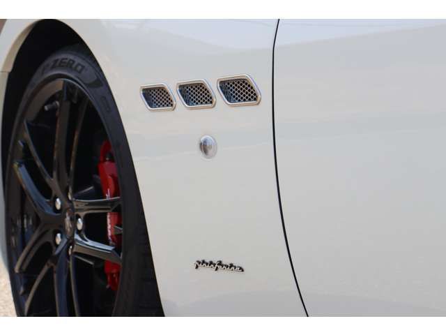 MASERATI GRANTURISMO
