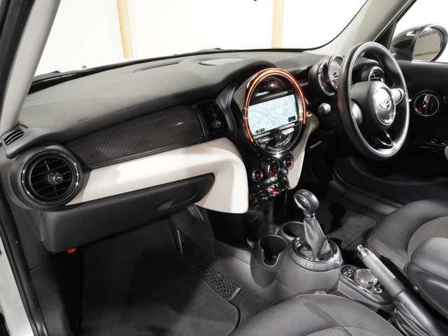 BMW MINI COOPER 5DOOR