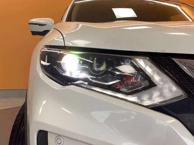 X-TRAIL 2WD
