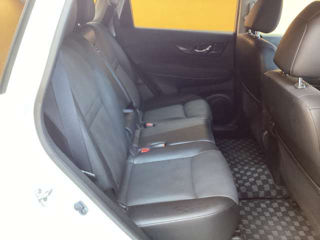X-TRAIL 2WD