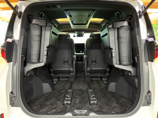 VELLFIRE HYBRID
