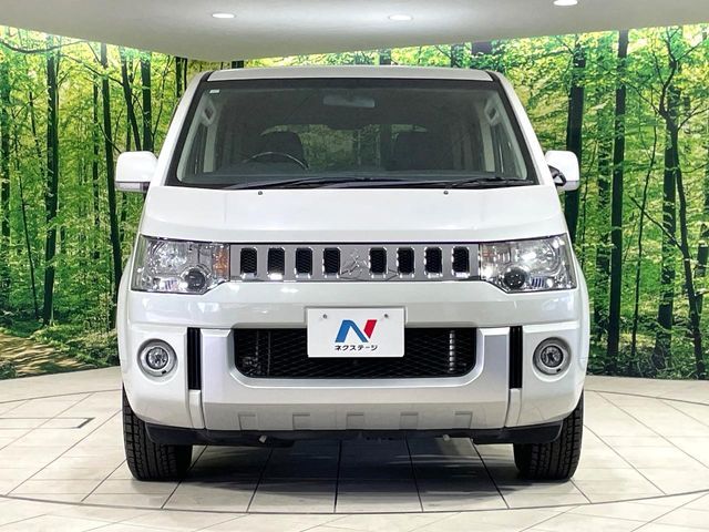 DELICA D:5 2WD