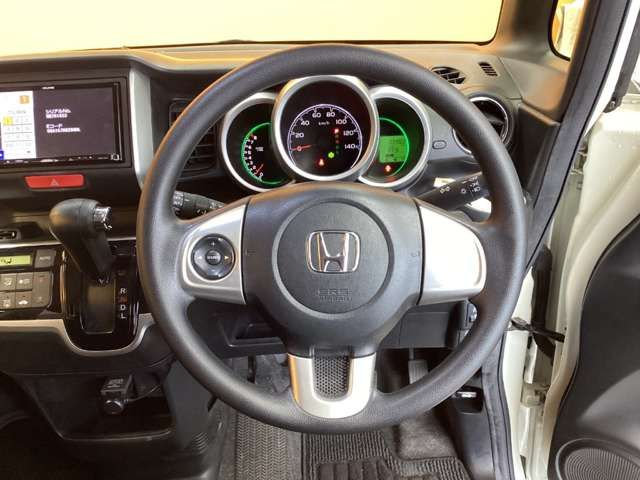 N BOX