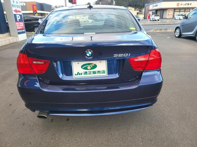 BMW 3 Series sedan