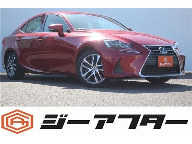 LEXUS IS200t