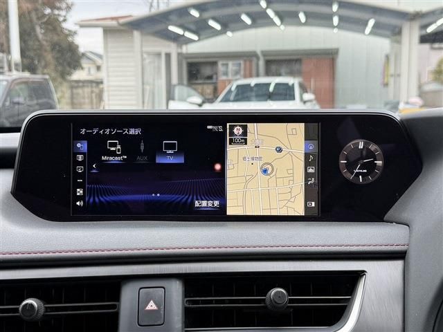 LEXUS UX200