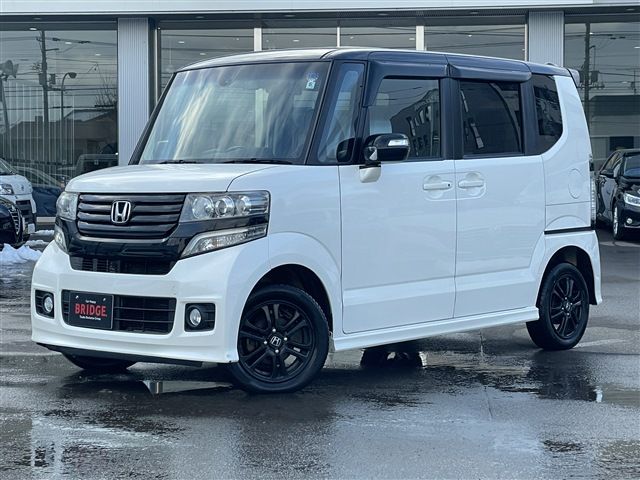 N-BOX+ CUSTOM 4WD