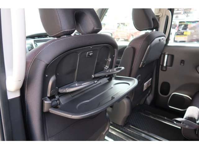 SERENA S-HYBRID 4WD