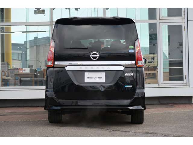 SERENA S-HYBRID 4WD