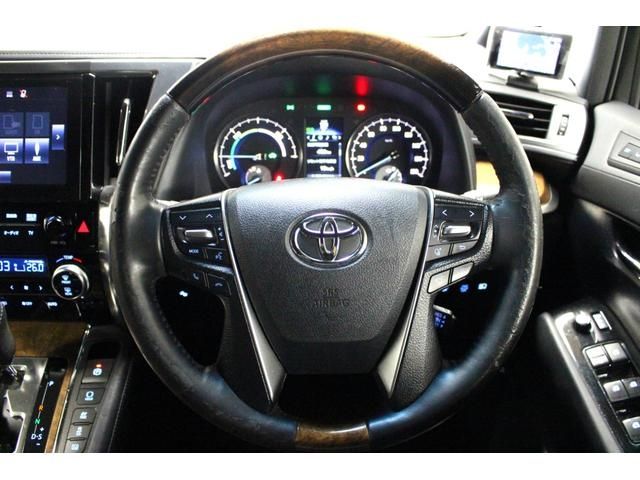 ALPHARD hybrid 4WD