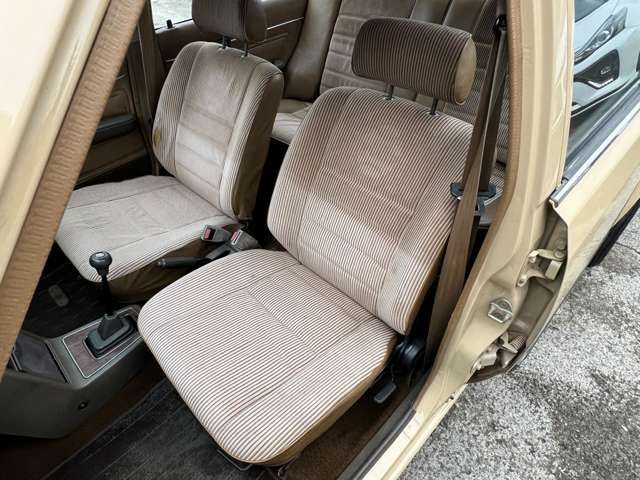 FAMILIA hatchback