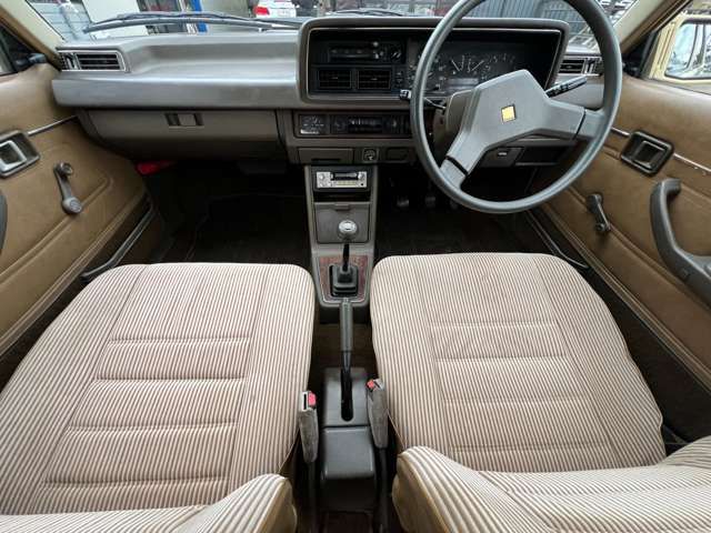 FAMILIA hatchback