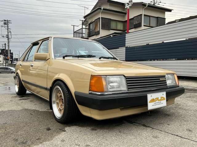 FAMILIA hatchback