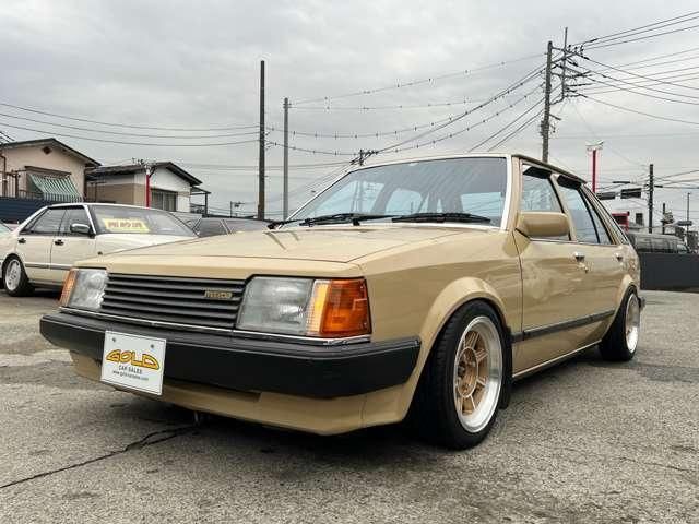 FAMILIA hatchback