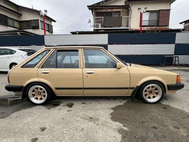 FAMILIA hatchback