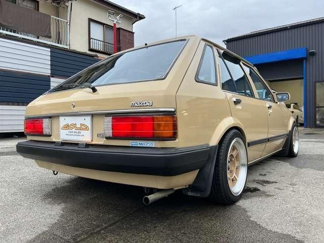 FAMILIA hatchback