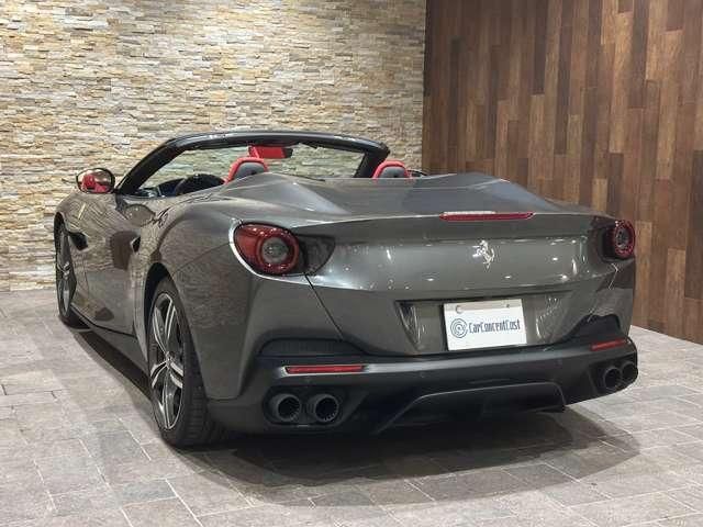 FERRARI Portofino