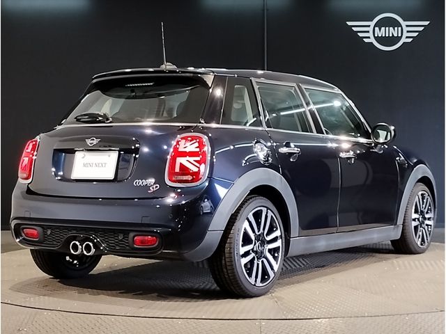 MINI COOPER SD 5DOOR