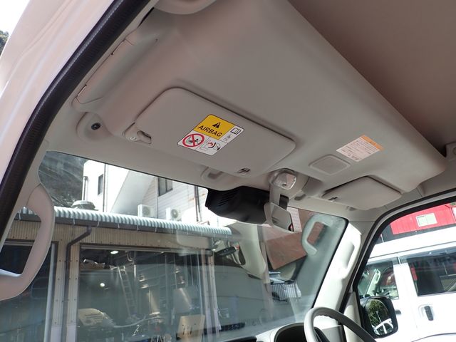 CLIPPER van