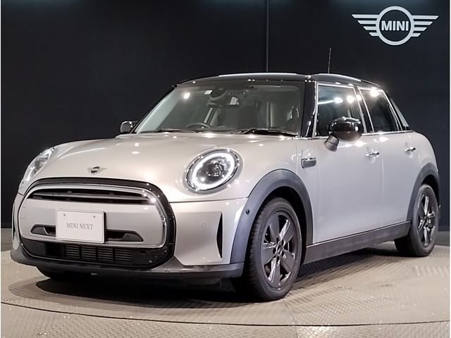MINI COOPER D 5DOOR