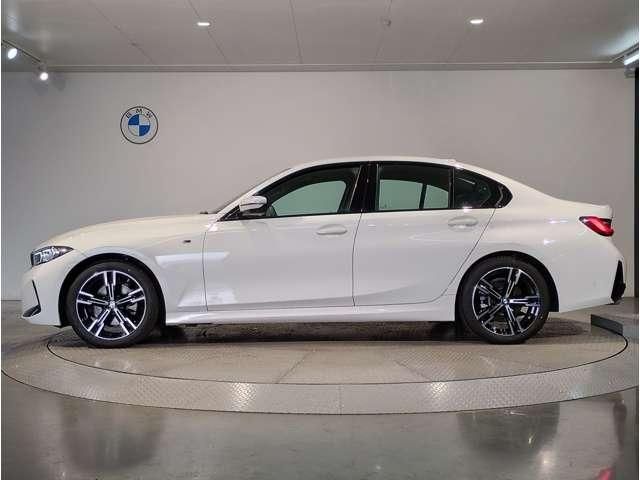 BMW 3 Series sedan