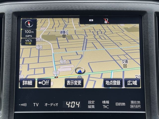 CROWN sedan hybrid