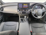 CROWN sedan hybrid