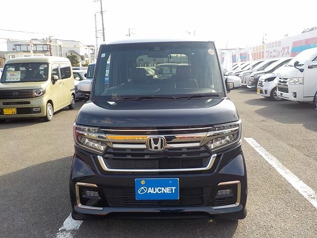 N BOX CUSTOM