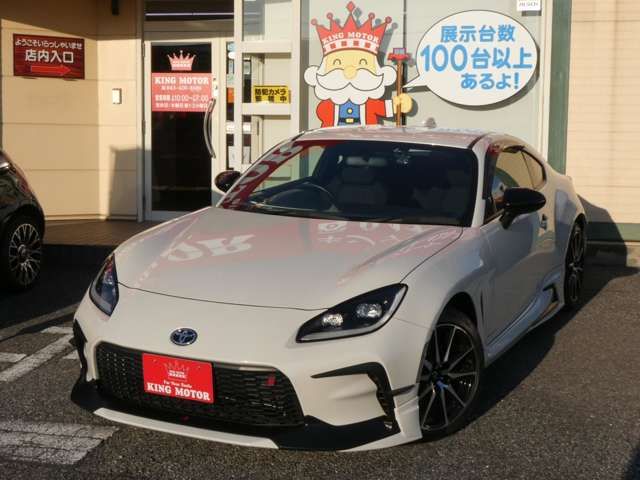 GR86