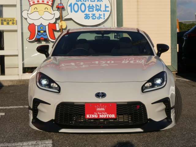 GR86