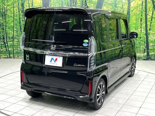 N-BOX CUSTOM