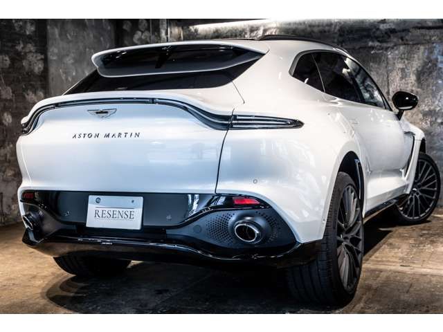 ASTON MARTIN SUV