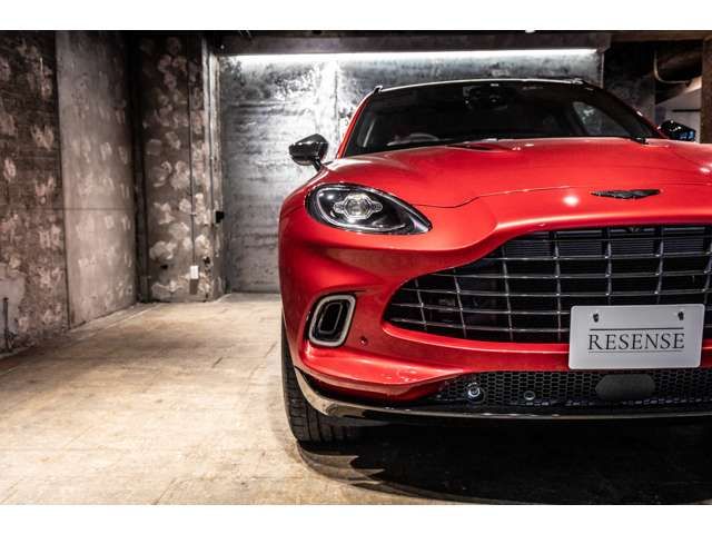ASTON MARTIN SUV