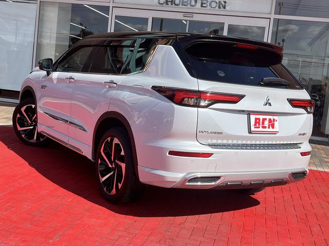 OUTLANDER PHEV