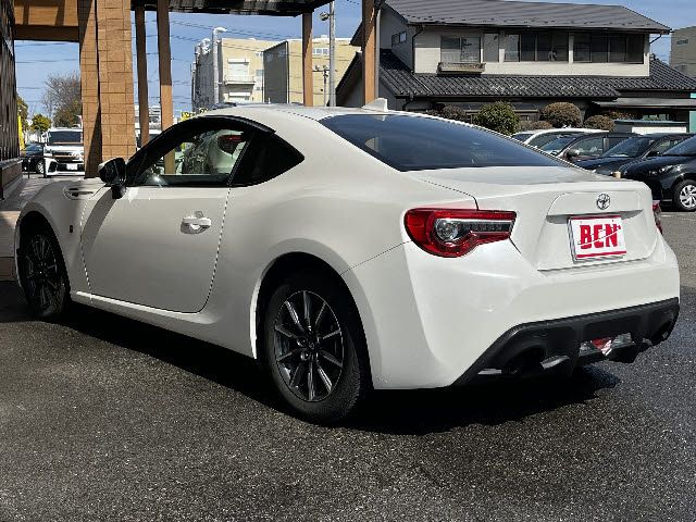86