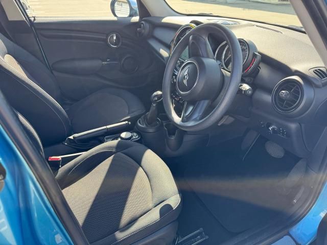 BMW MINI ONE 5DOOR