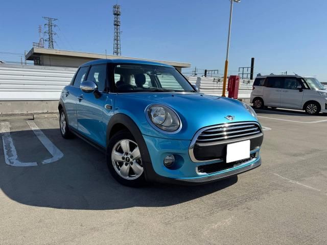 BMW MINI ONE 5DOOR