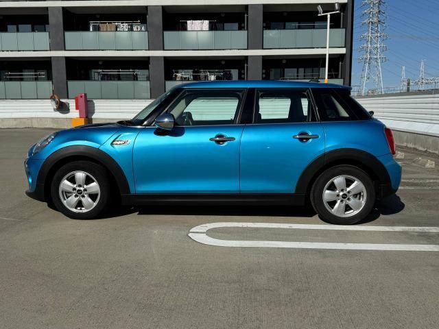 BMW MINI ONE 5DOOR