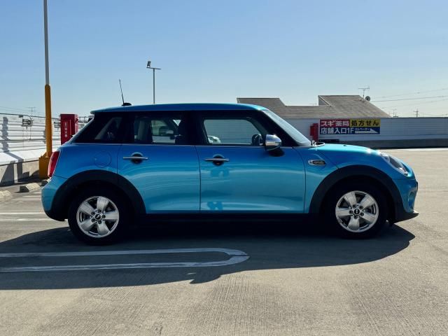 BMW MINI ONE 5DOOR