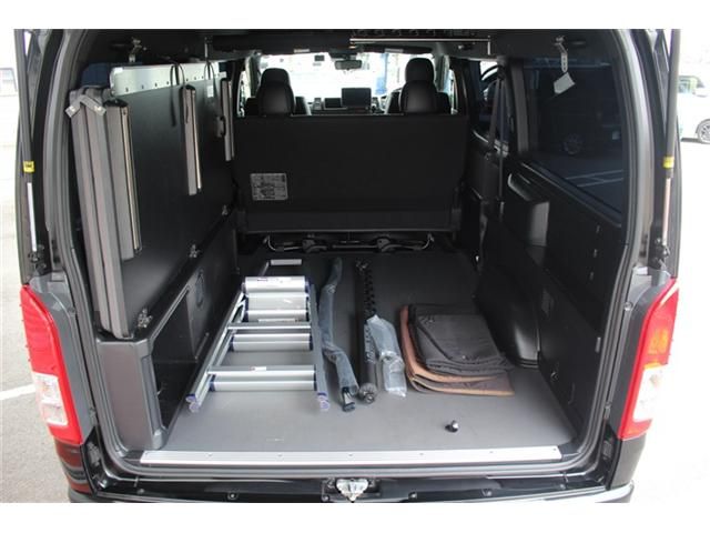 HIACE van 4WD
