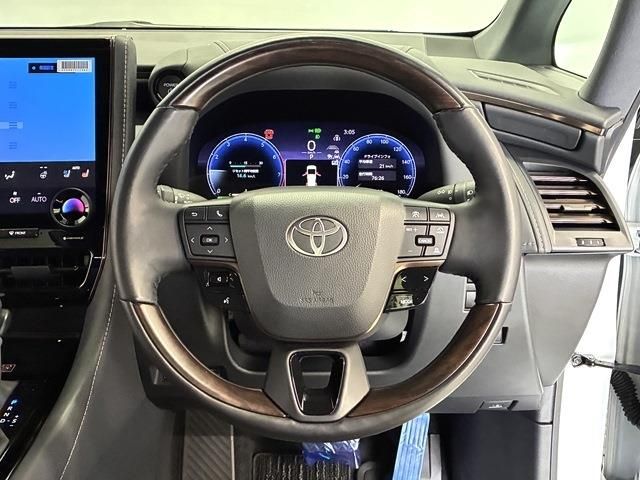 ALPHARD hybrid