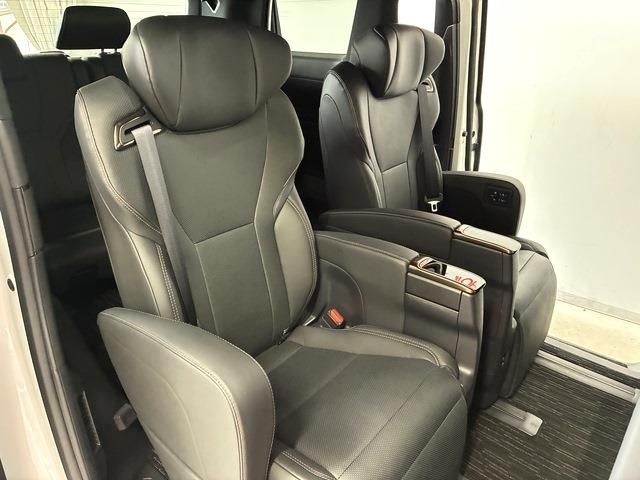 ALPHARD hybrid