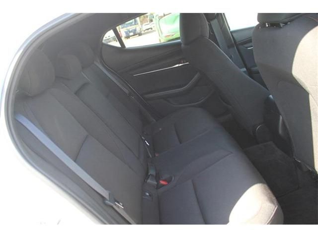 MAZDA3 FASTBACK