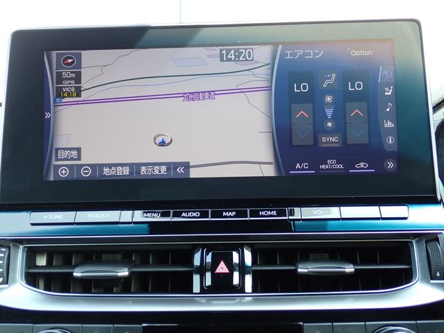 CROWN sedan hybrid